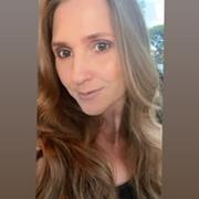 Licenciatura em Ciências Biológicas (2022), Doutora em Fisiopatologia, Pós em EAD, Graduada em Nutrição pela Unoeste